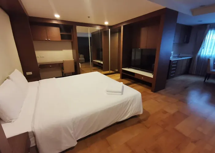 The Ninth Place Serviced 4*